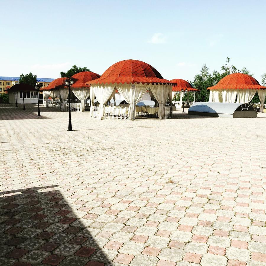 Hotel Ark Ms Taraz Εξωτερικό φωτογραφία
