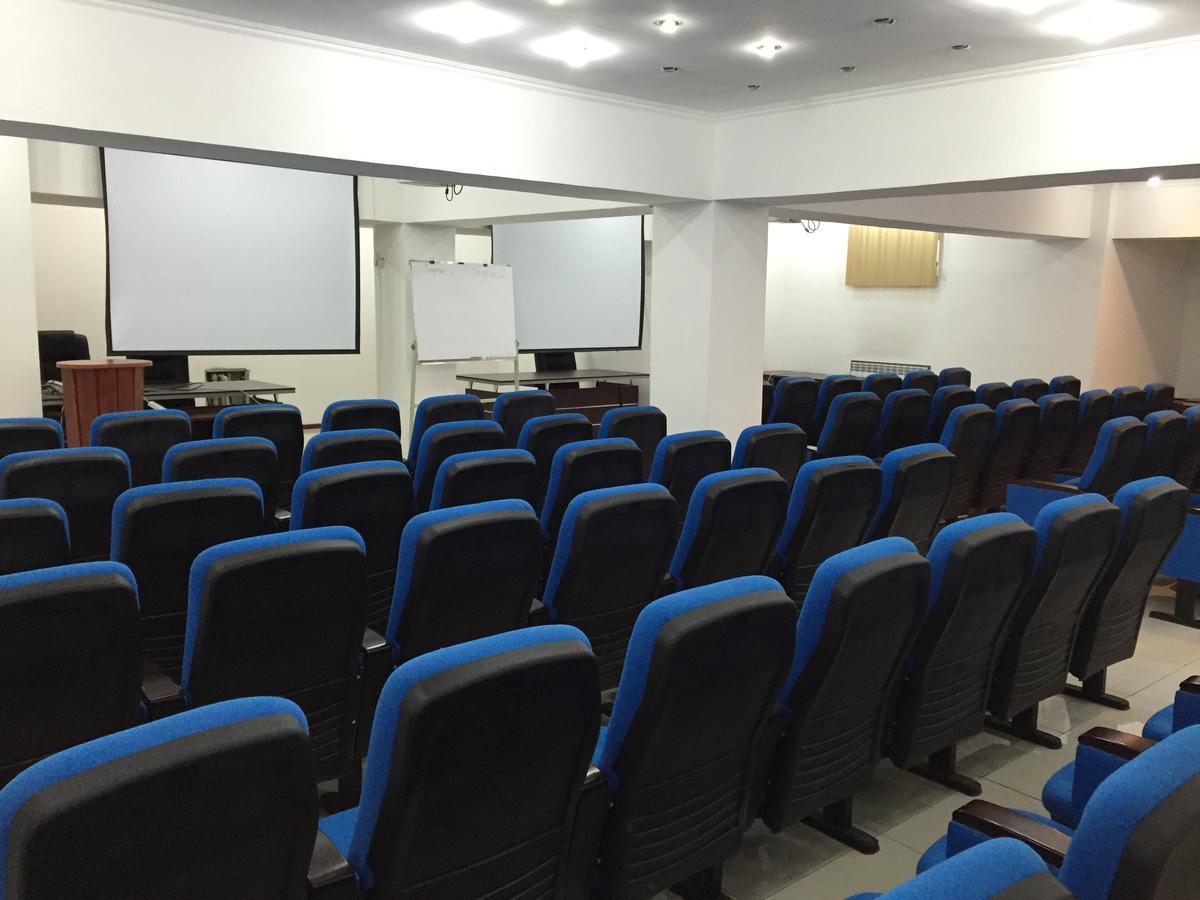 Hotel Ark Ms Taraz Εξωτερικό φωτογραφία