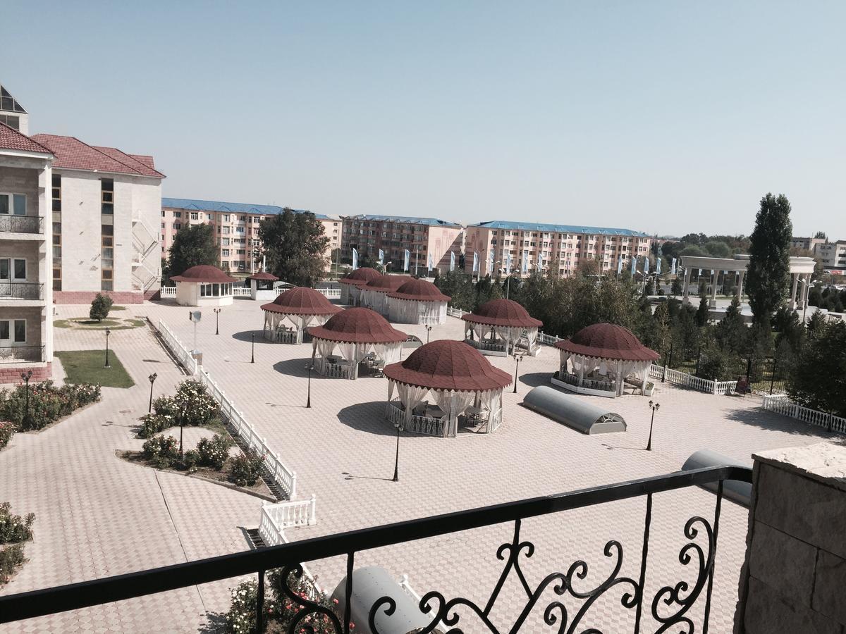 Hotel Ark Ms Taraz Εξωτερικό φωτογραφία