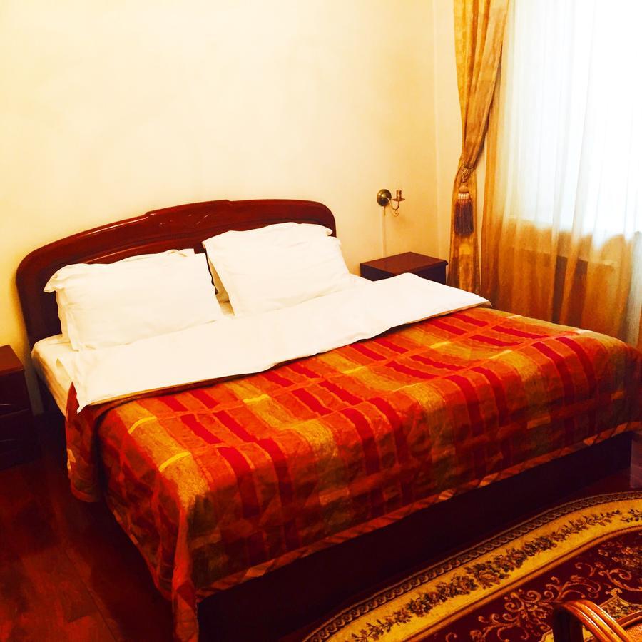 Hotel Ark Ms Taraz Εξωτερικό φωτογραφία
