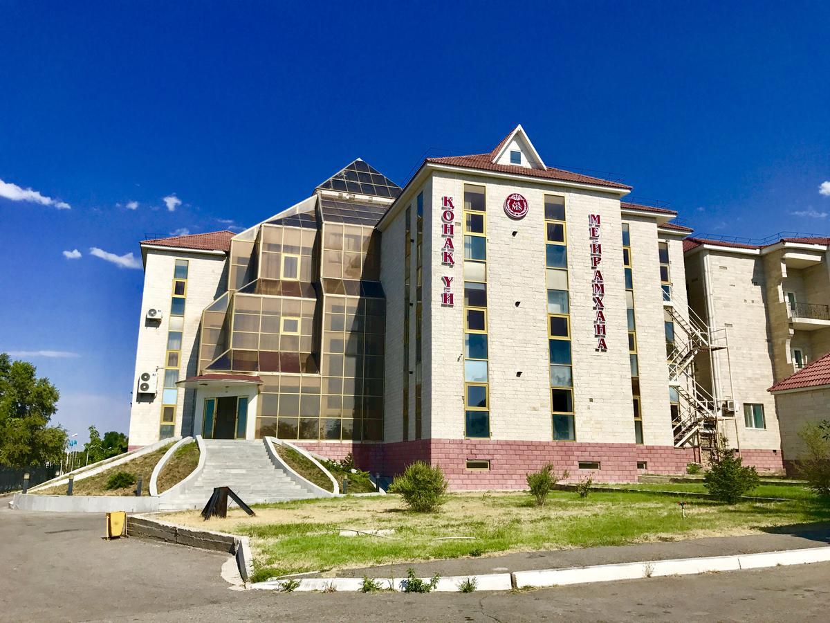 Hotel Ark Ms Taraz Εξωτερικό φωτογραφία