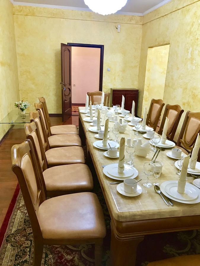 Hotel Ark Ms Taraz Εξωτερικό φωτογραφία