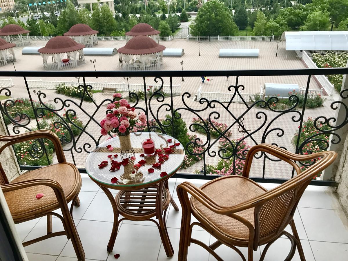 Hotel Ark Ms Taraz Εξωτερικό φωτογραφία